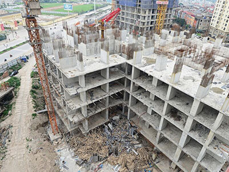 Chậm tiến độ bàn giao: bài học đắt giá cho người mua nhà trên giấy