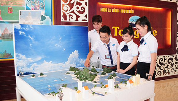 Ngành Hướng dẫn Du lịch